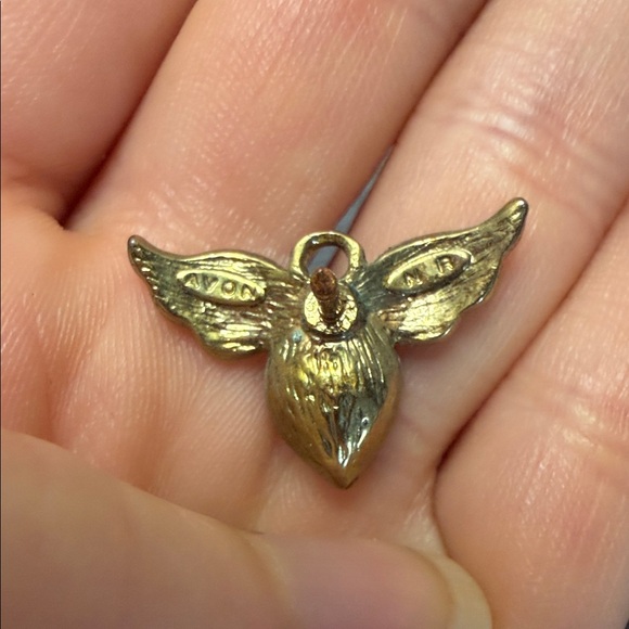 Vintage Avon Gold and Purple Winged Heart Pin brooch - Picture 5 of 5